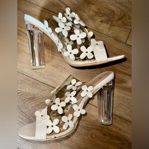 TOP Moda White Floral Clear Block Heel Mules